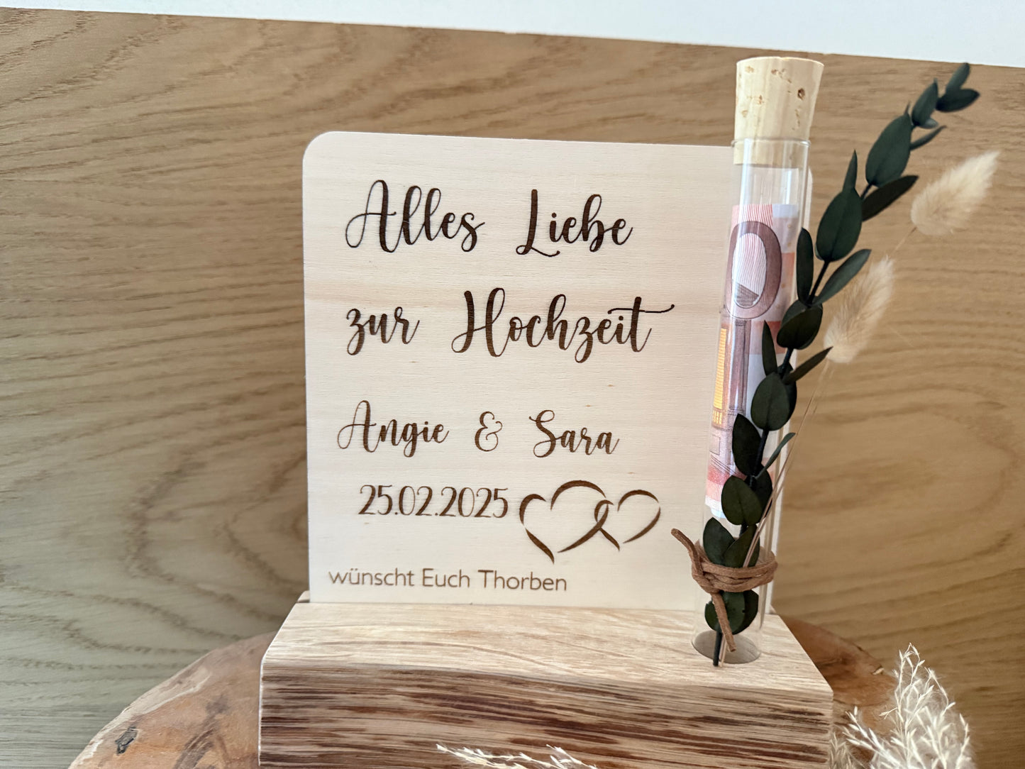 Geldgeschenk zur Hochzeit im Reagenzglas