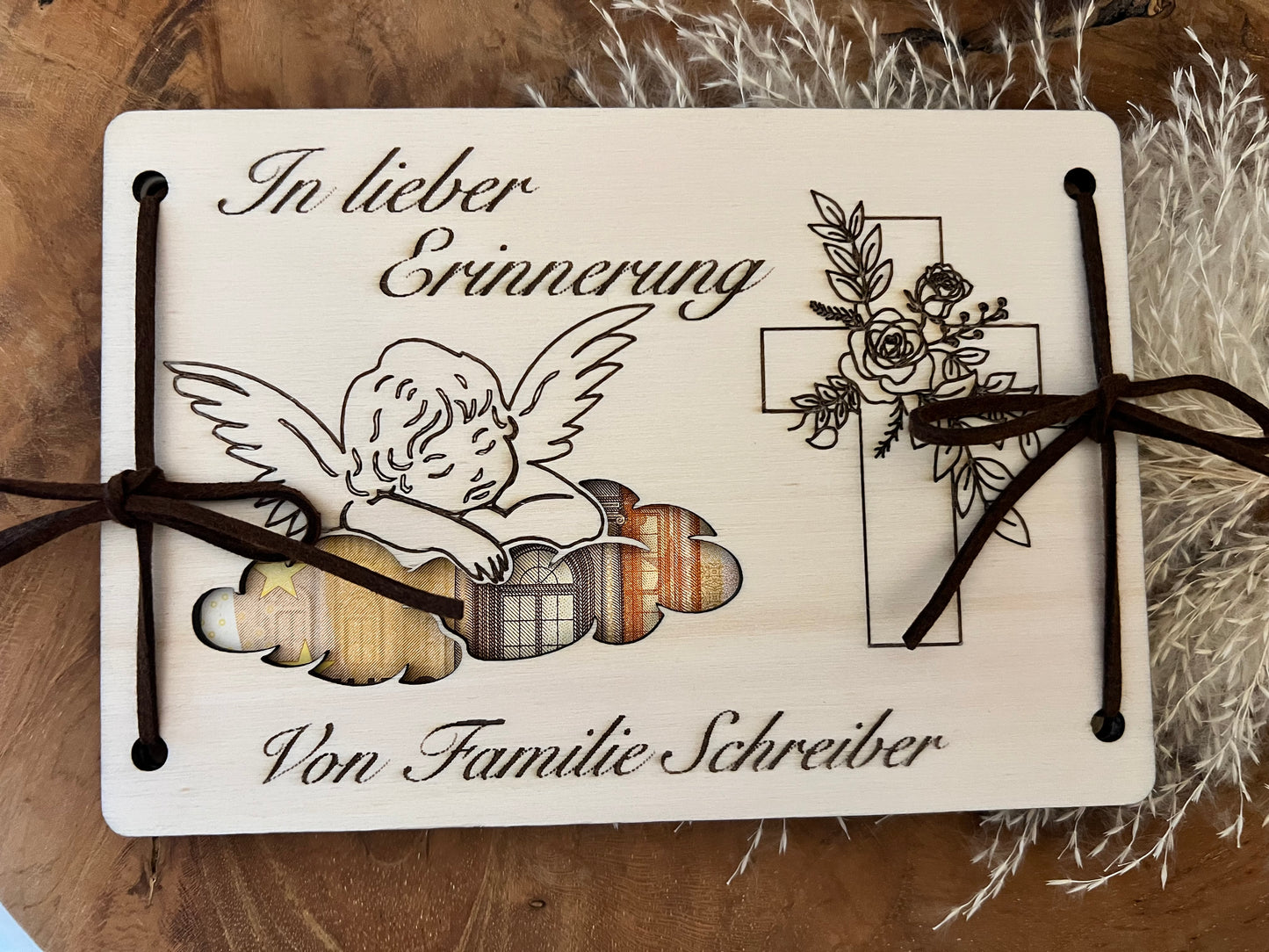 Condolence card personalized with money compartment
