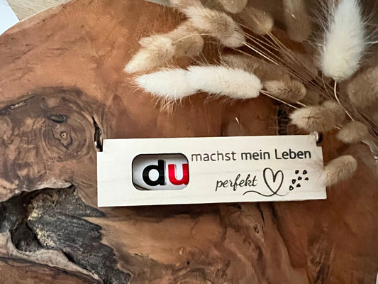 Gravierte Duplo Geschenkbox mit der Aufschrift: Du machst mein Leben perfekt. Die Box besteht aus Holz. Hergestellt in liebevoller Handarbeit.
