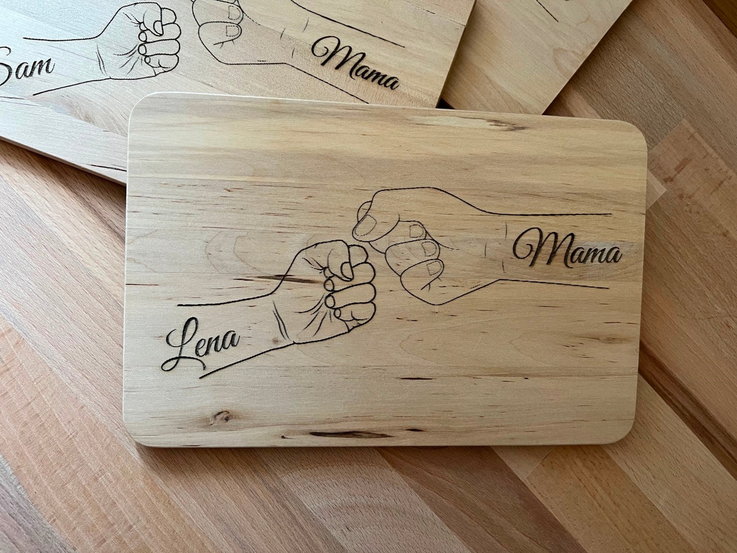 Frühstücksbrettchen graviert für Mama