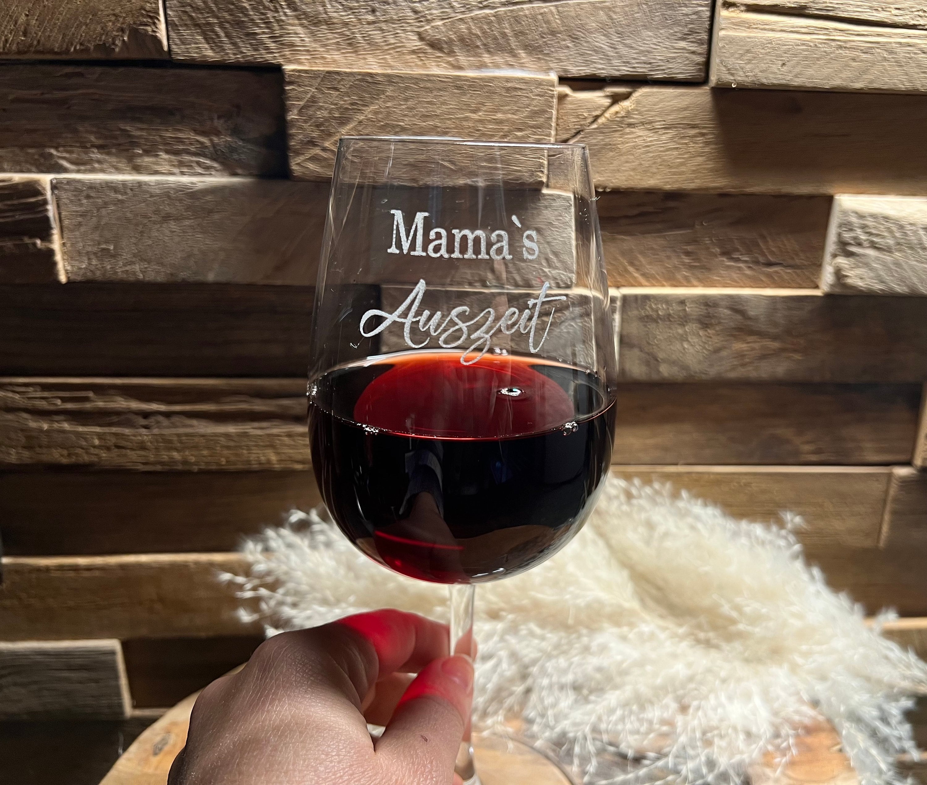Weinglas personalisiert für Mama – TGkreativ