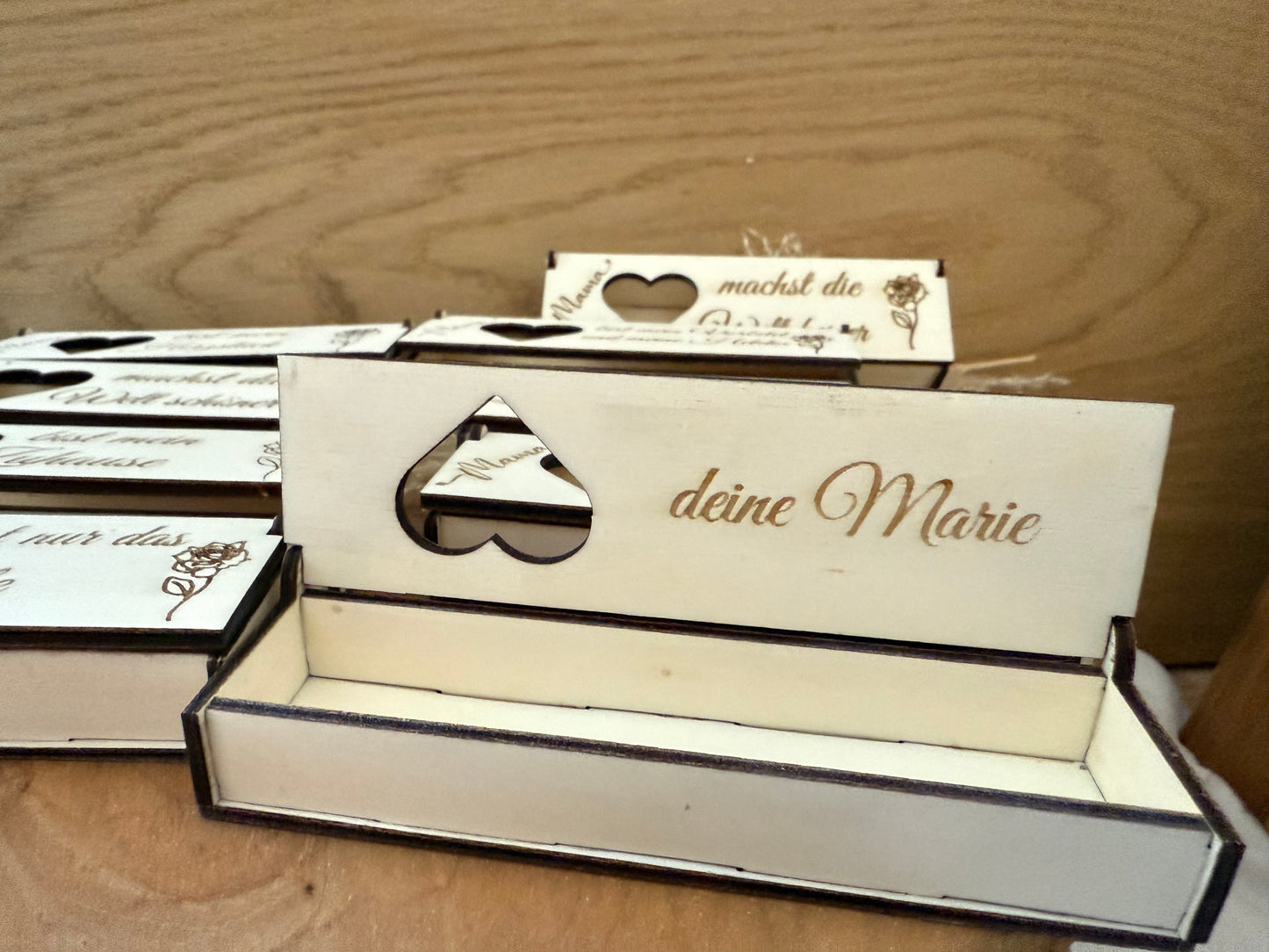 Muttertags Geschenkbox aus Holz