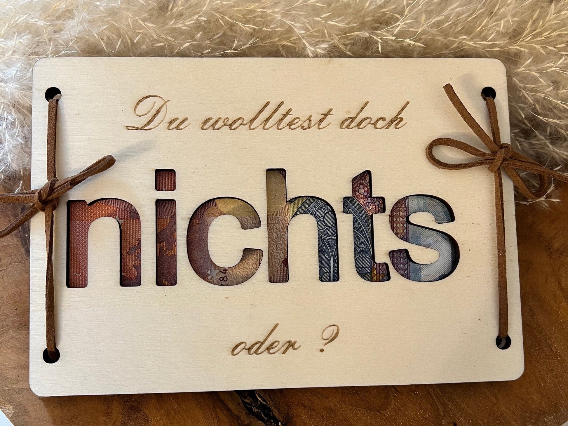 Geldgeschenk du wolltest doch nichts oder?
Für alle die sich nichts Wünschen ist eine schöne Möglichkeit doch Geld zu verschicken.