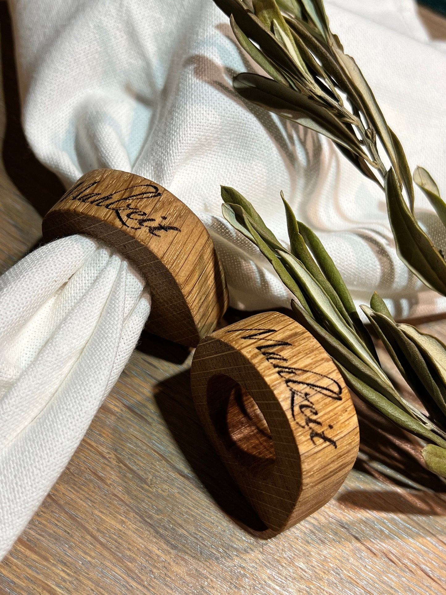 Napkin rings with names